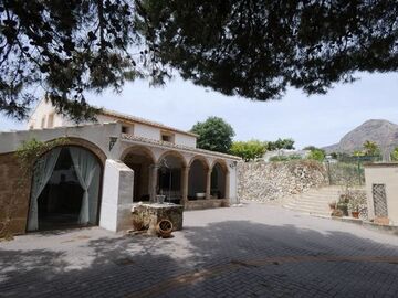 Los Cerezos-La Mandarina-La Finca-Covatelles